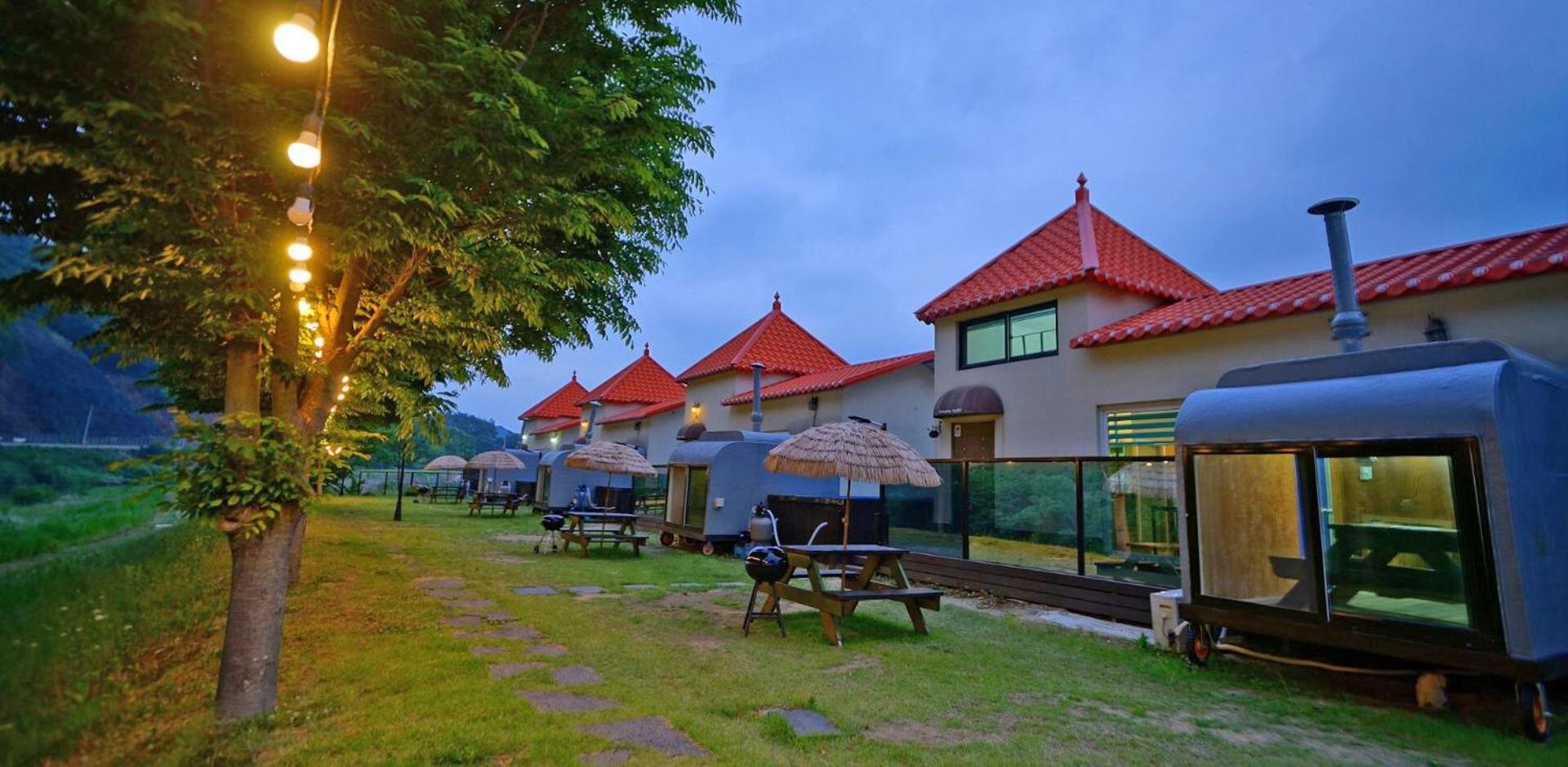 Cheongju Crepas Pension Exterior photo